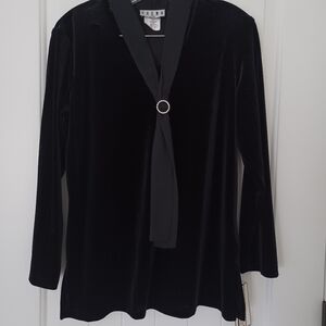 Vintage black velvet,  long-sleeved top, size  PL, NWT